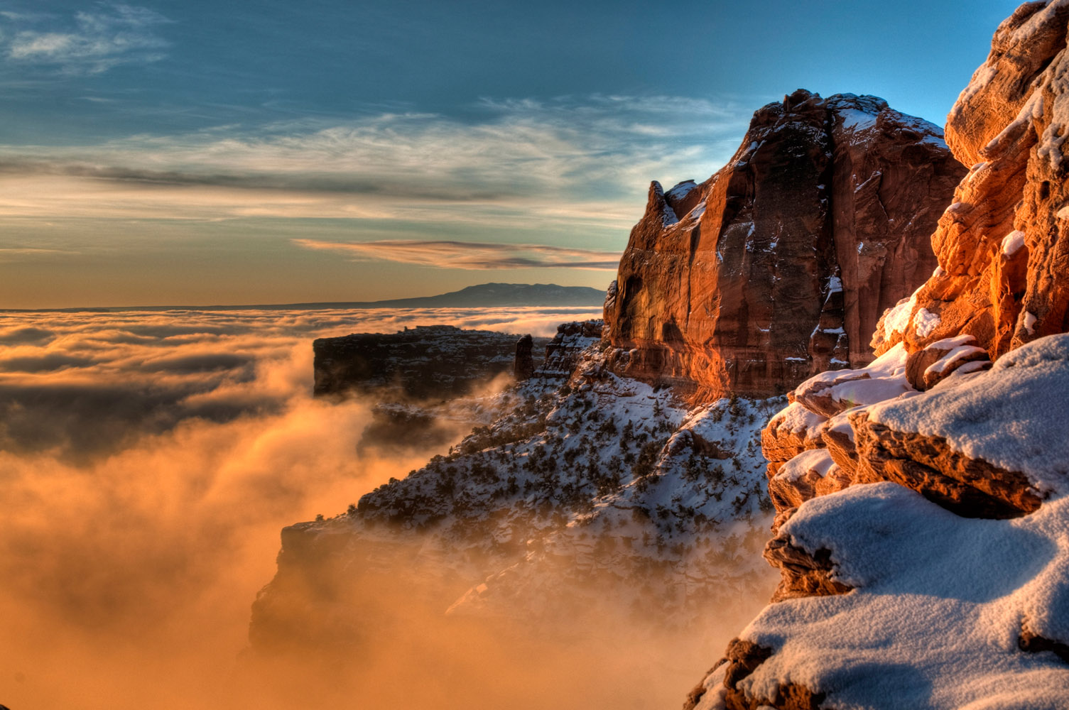 Sunrise over Mesa Arch, Canyonlands National Park, Utah